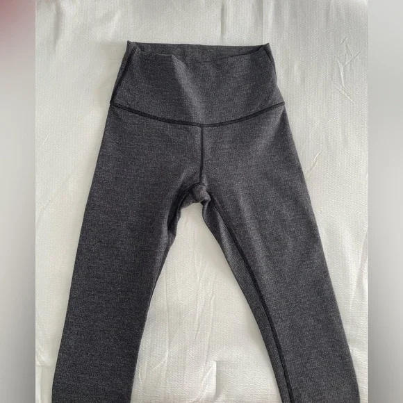Lululemon wunder under black/grey leggings - like-new condition - Picture 3 of 5